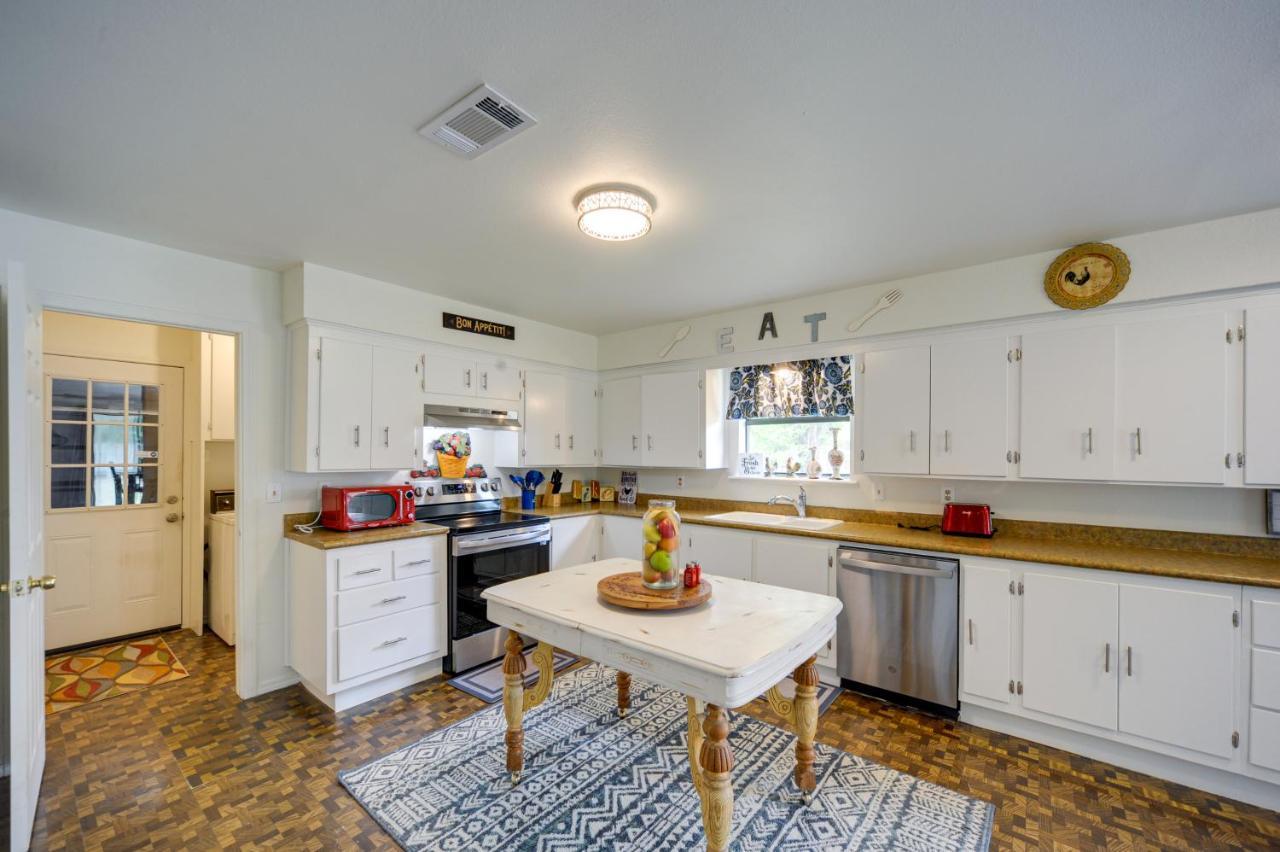 Mcqueeney Vacation Rental About 10 Mi To New Braunfels Экстерьер фото